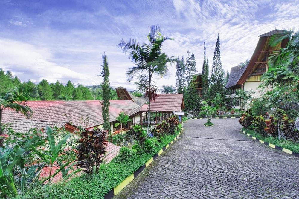 Hotel Sahid Toraja Makale Εξωτερικό φωτογραφία