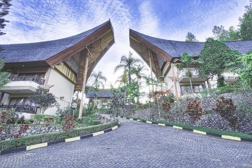 Hotel Sahid Toraja Makale Εξωτερικό φωτογραφία